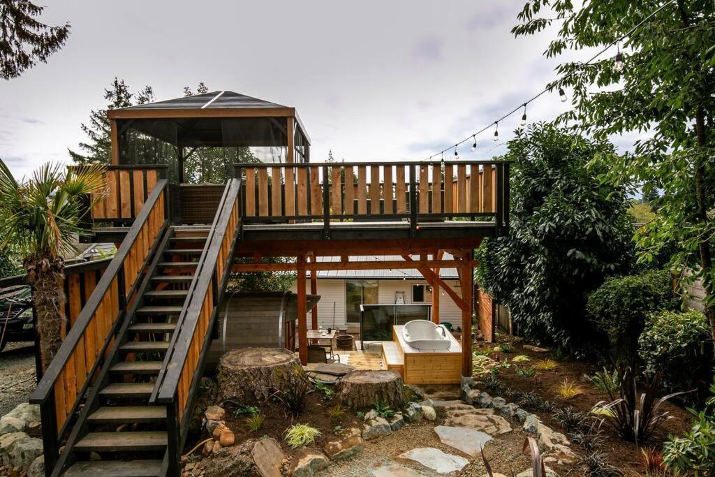 1-Bedroom Knotty Pine Cabin W Sauna & Jacuzzi Сук Экстерьер фото